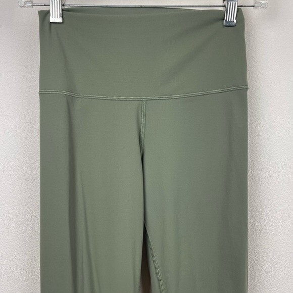 🥑5/$25 Everlane ReNew Leggings in green sz S - Picture 2 of 4